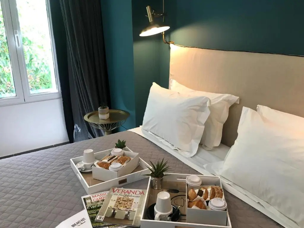 Deluxe Suite