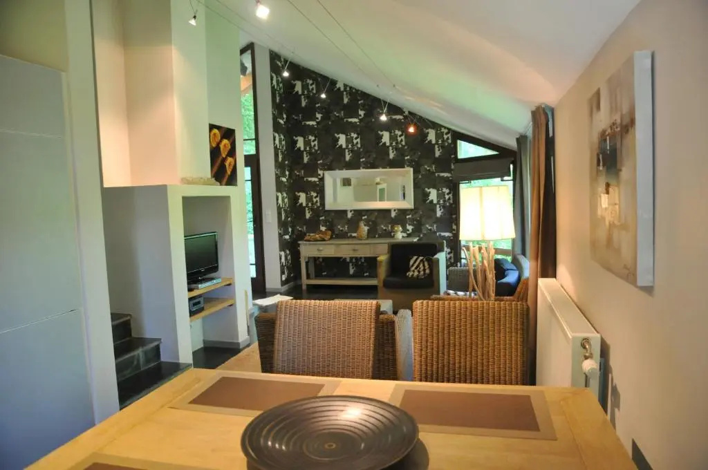 2 Bedrooms Cottage