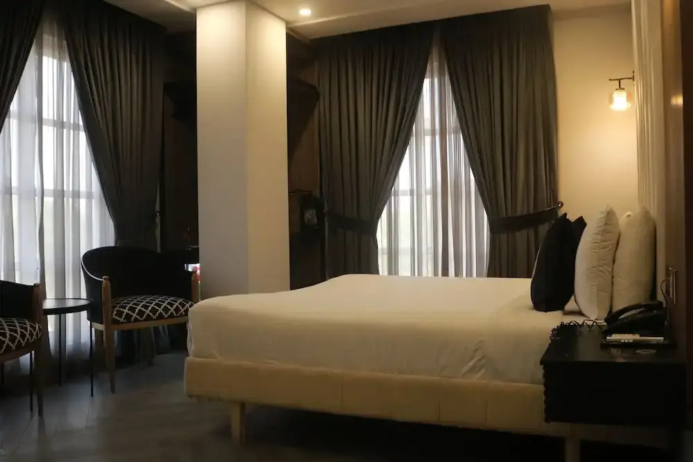 Hotel photo 12