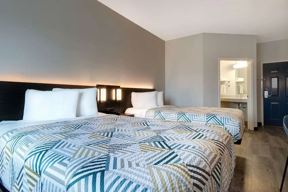Premium Quadruple room