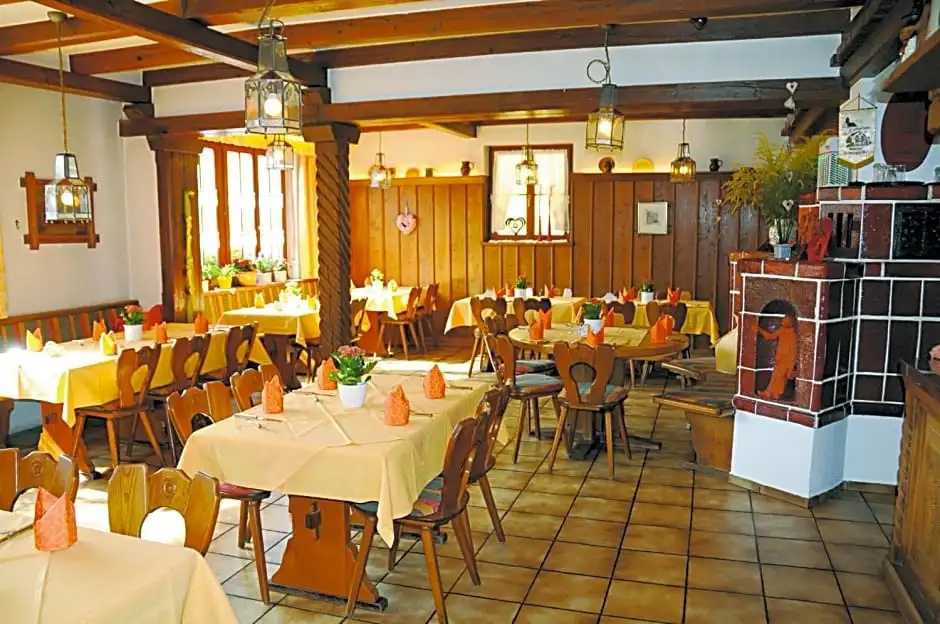 Food & Beverage