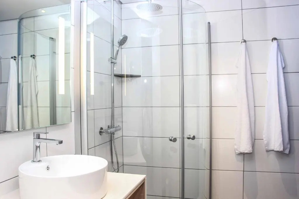 Standard Double room with city view (full double bed)