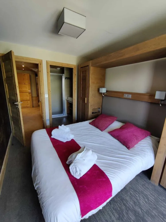 2 Bedrooms Apartment with balcony