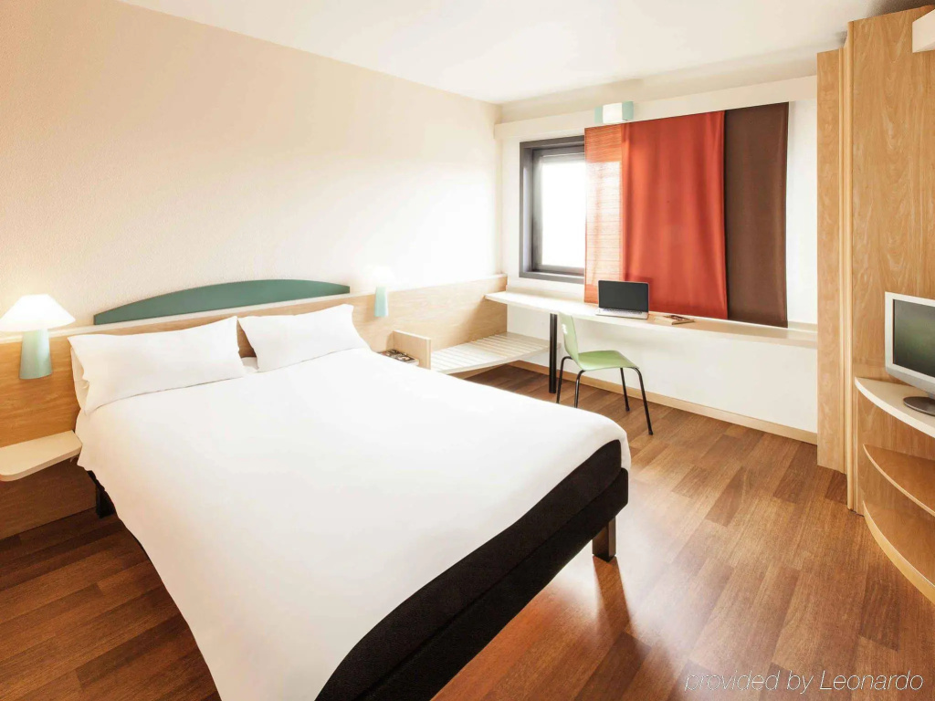 ibis Roma Fiera — фото