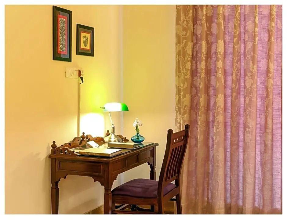 Superior Double room (full double bed)