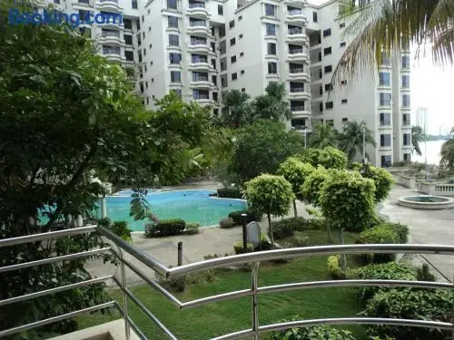 Condominio Riviera Bay