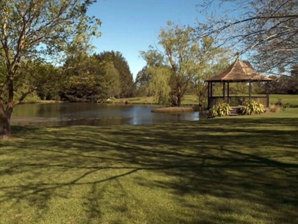 Briars Country Lodge