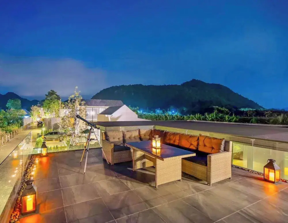 8 Valley KhaoYai