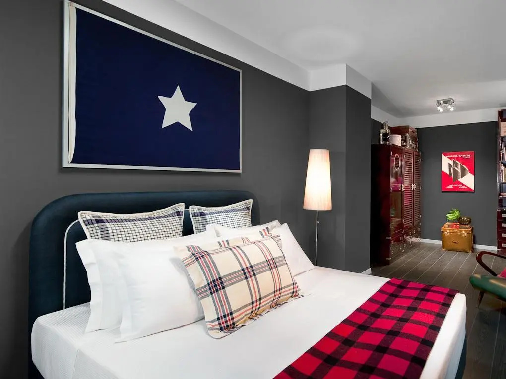 Luxury Double Suite (full double bed)