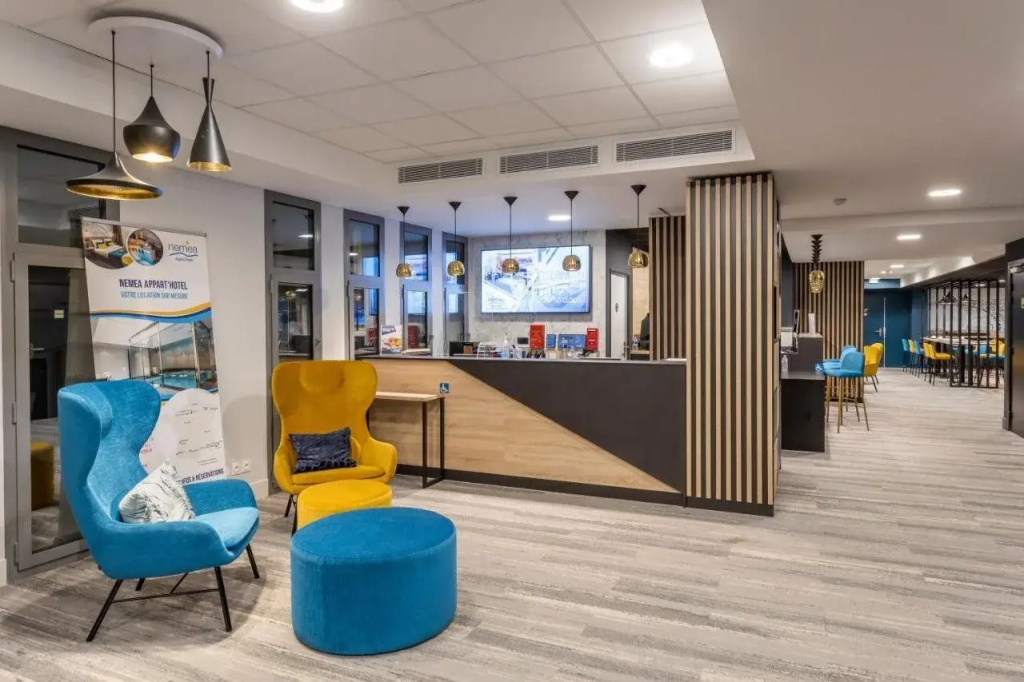 Отель Nemea Appart`Hotel Riviera Nice Aeroport в Ницце