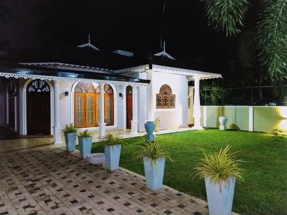 The Kaktus House at airport