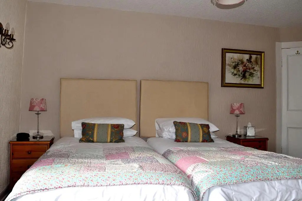 Standard Double room with garden view (twin beds)