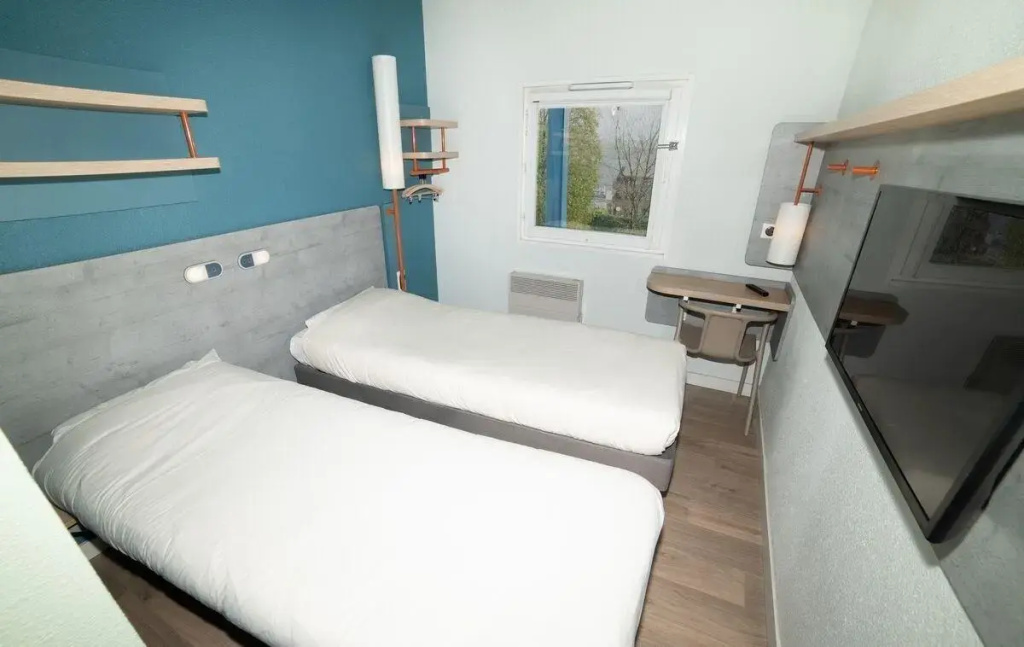 Voir la photo 2 — Accueil Hotel Besançon
