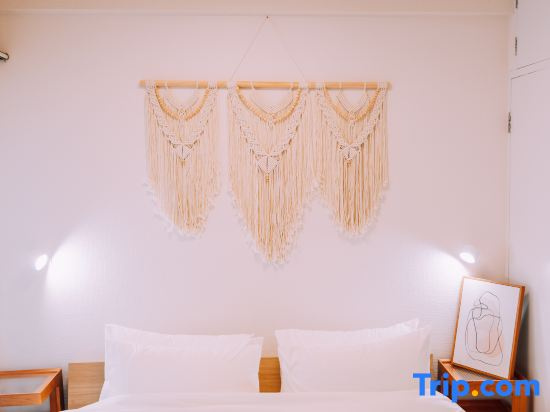 Spacious Bright Stay Best Value Nakasu 201