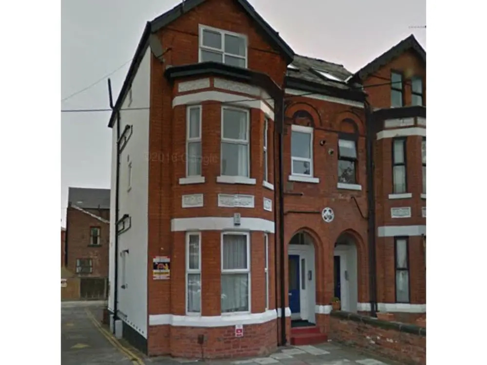Fantastically Modern, Clean 1 Bedroom Flat for 4