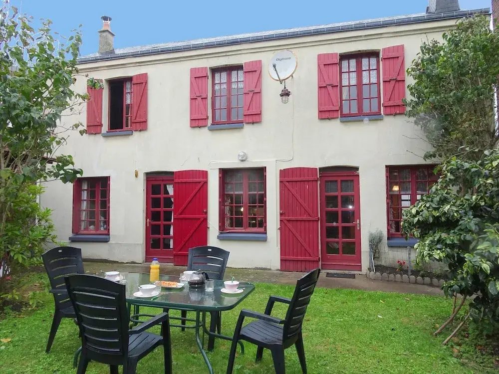 Holiday Home in Etretat Near Beach & Cliffs