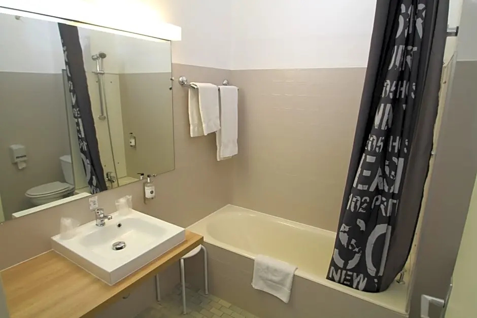 Adonis Lyon Est Hotel Artys - Chambres