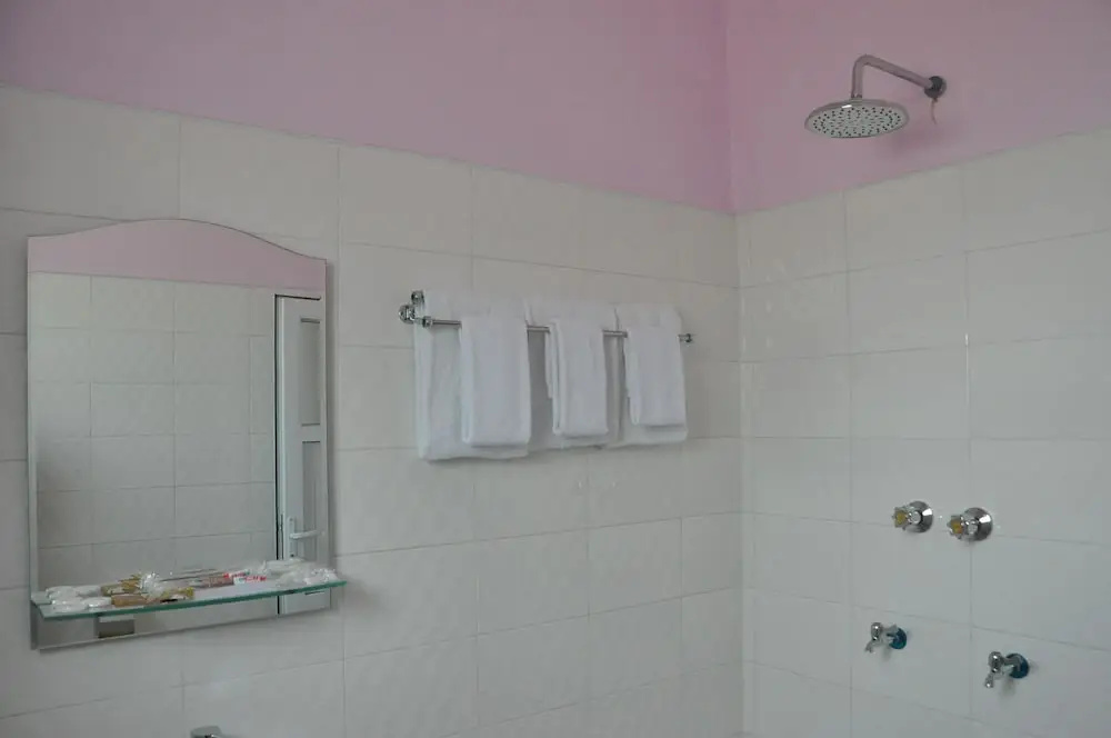 Man Shwe Li Hotel - Chambres