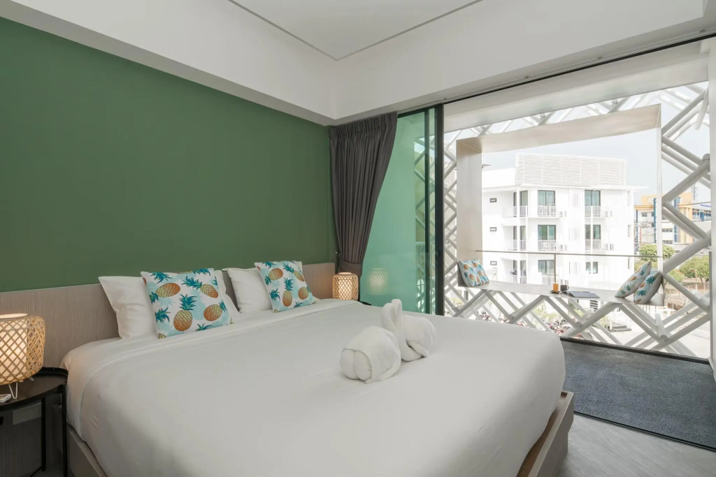 Grand room