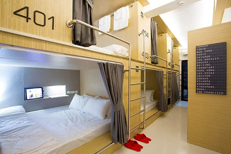 Bed in Dorm (full double bed)