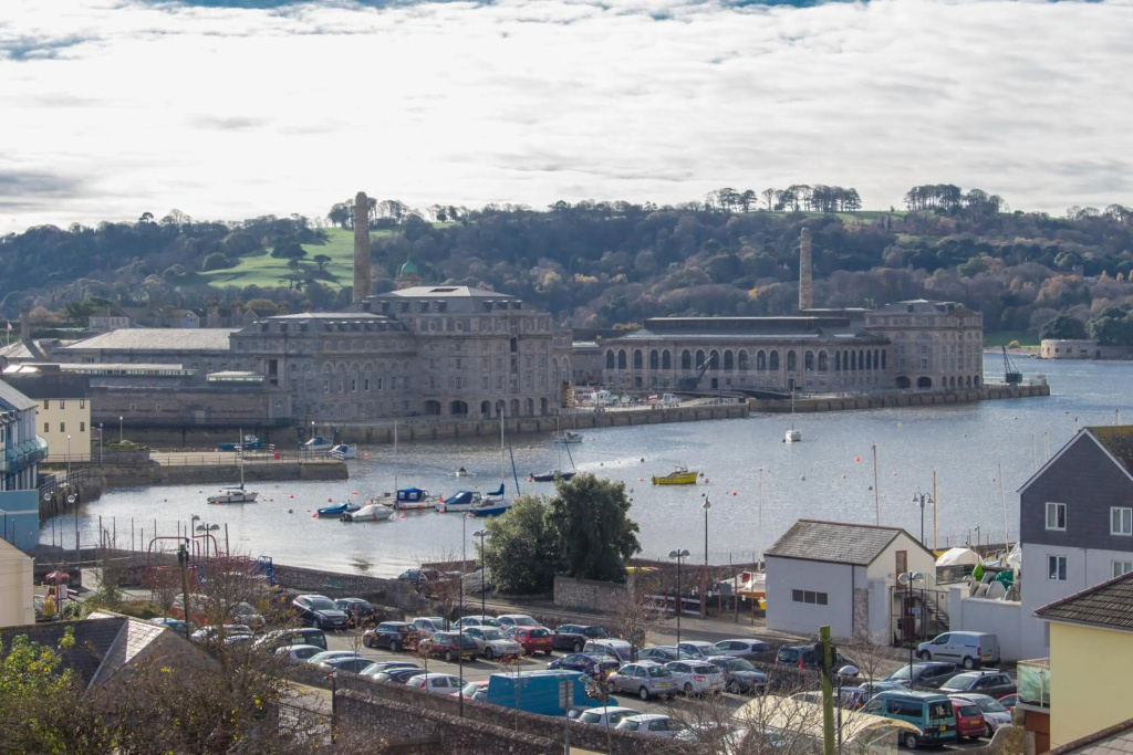 2 Bed- Tamar View by Pureserviced