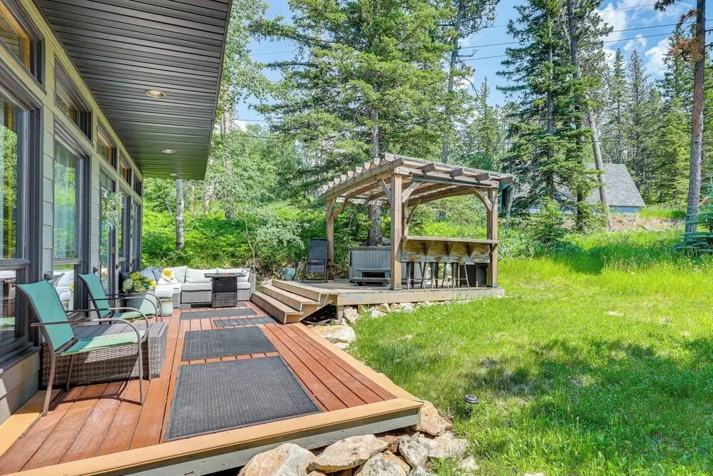 Scenic Lead Cabin: Steps to Terry Peak Ski Area!
