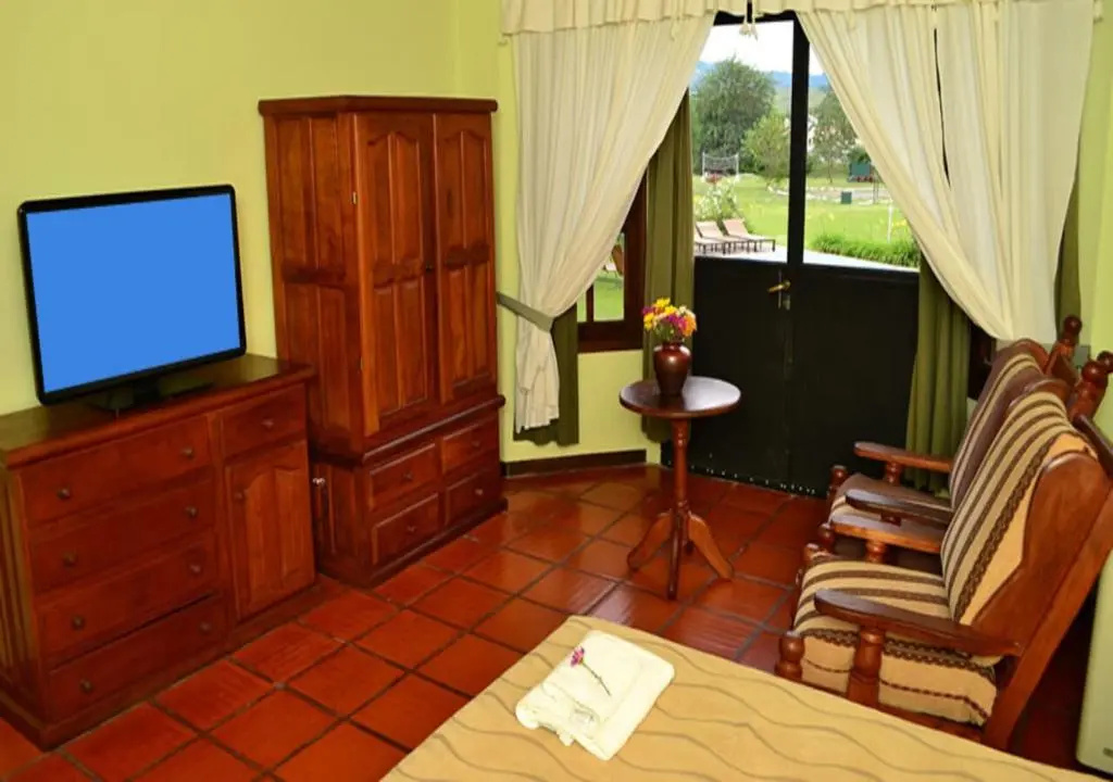 Deluxe Bungalow