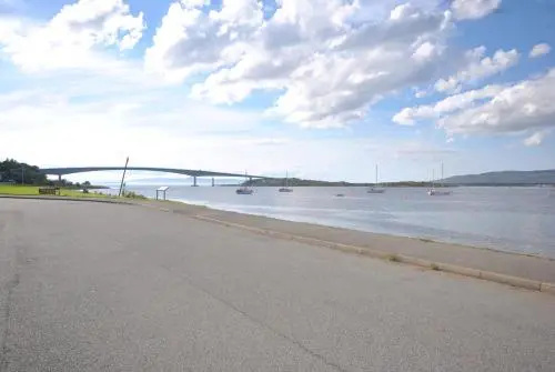 Beach & Waterfront
