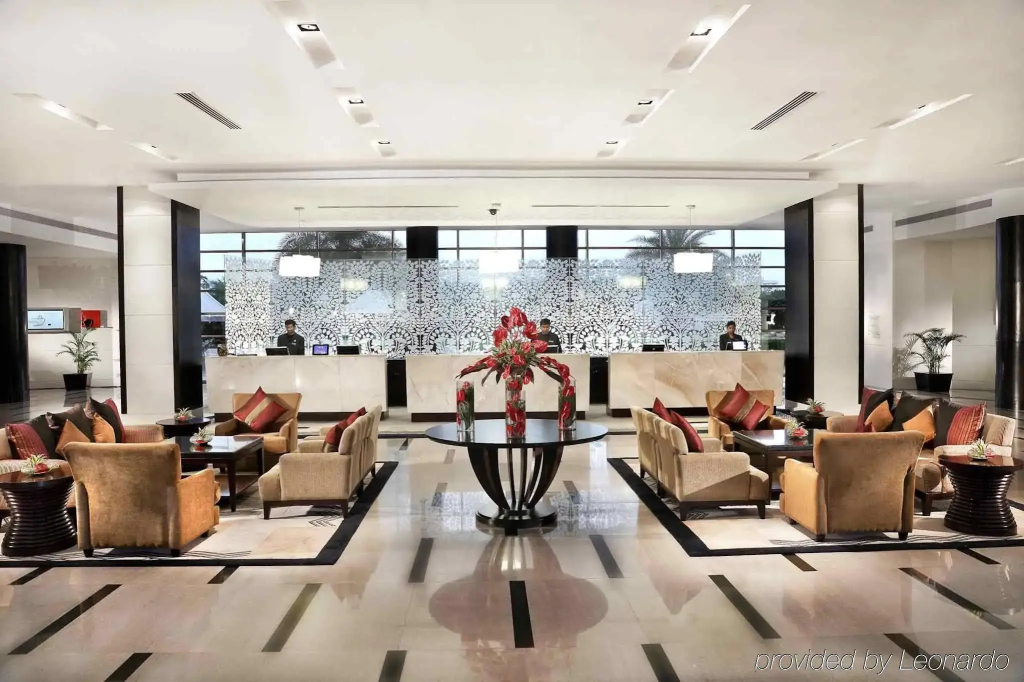 Novotel Hyderabad Convention Centre Hotel — фото