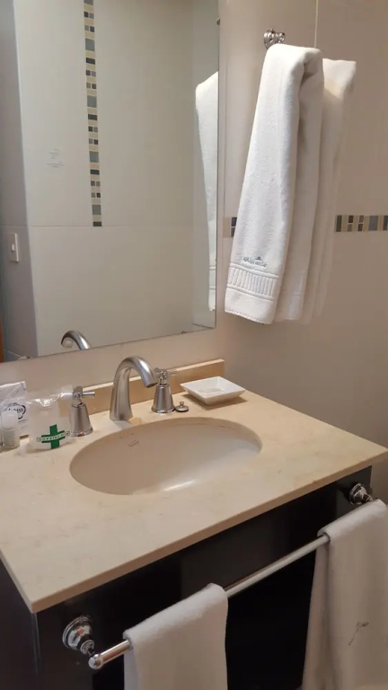 2 Bedrooms Apartment with balcony and with lake view