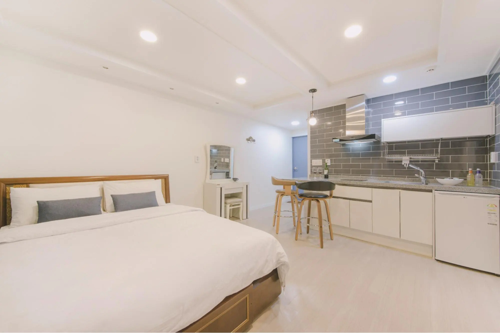 Gyeongpo East Pension