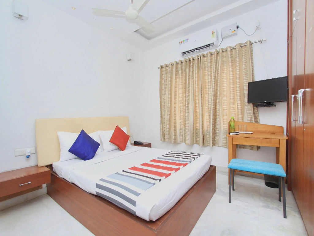 Capital O 11590 Red Carpet Residence