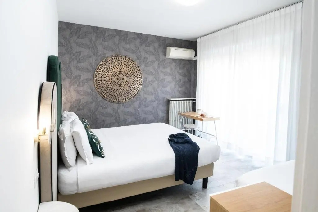Standard Triple room with balcony