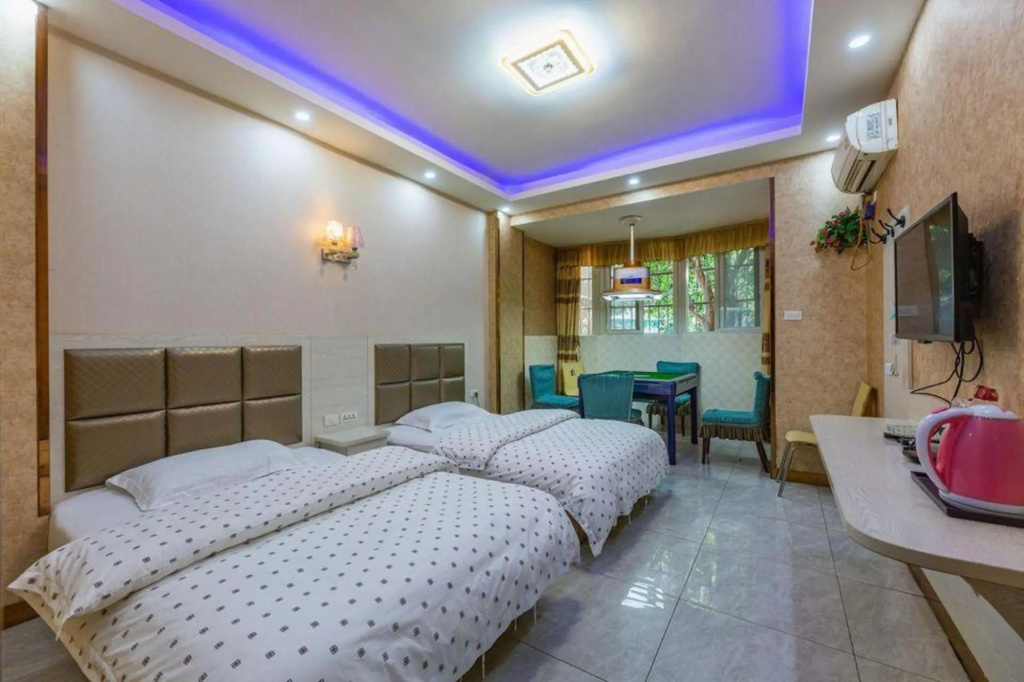 Huake Huayuan Business Hotel