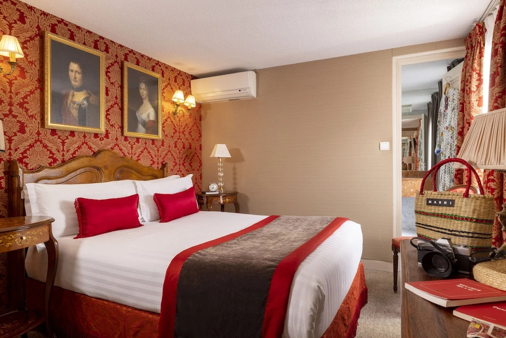 Superior Double room (full double bed)