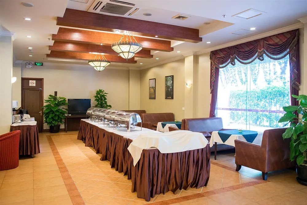 Hotel photo 13