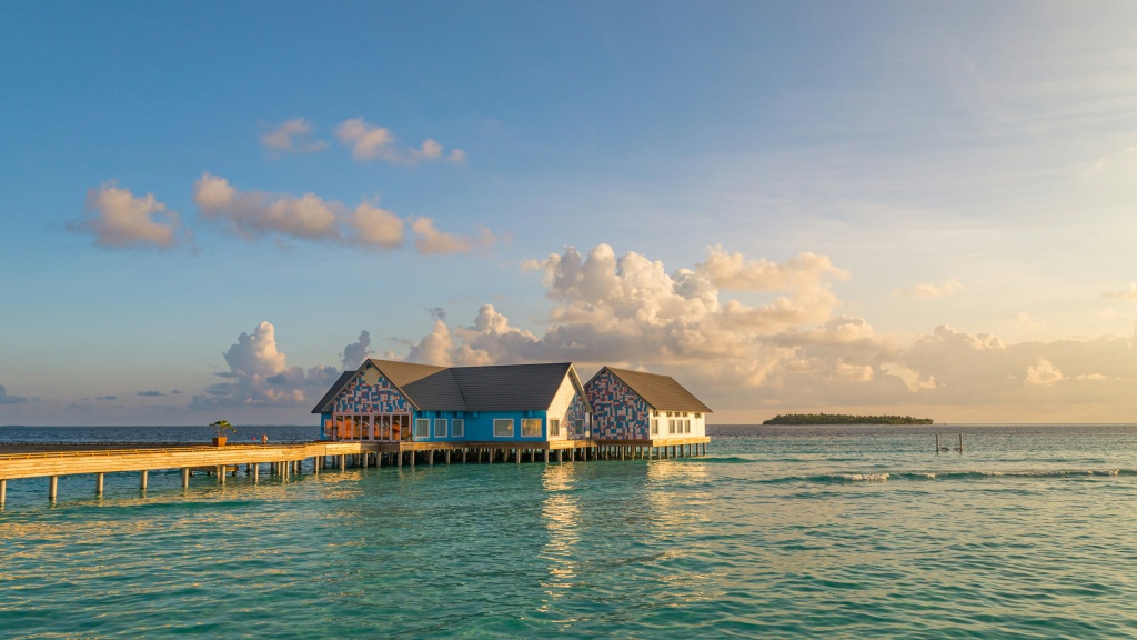 The Standard, Huruvalhi Maldives