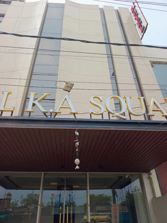 Hotel K A Square