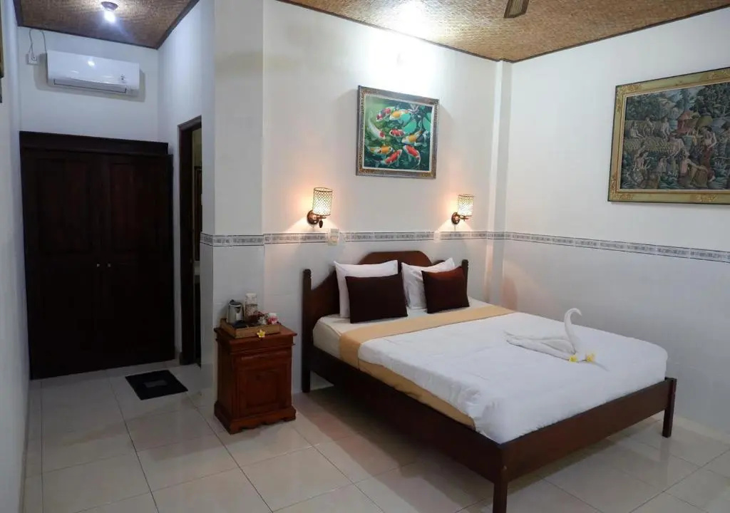 Standard Double room (full double bed)