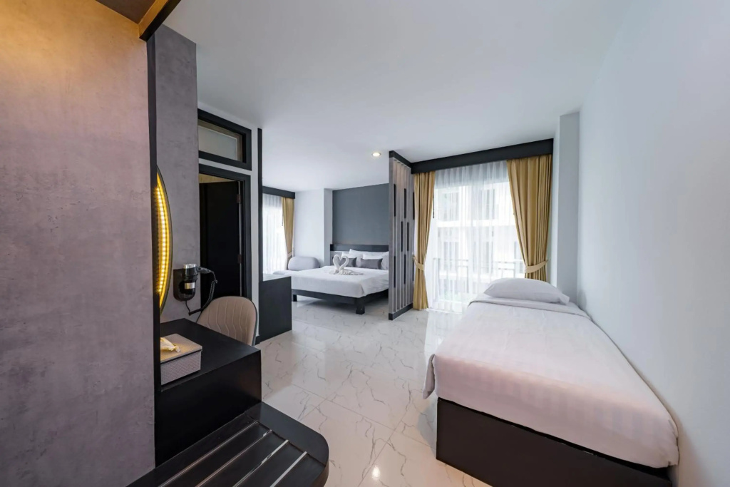 Курортный отель Lhc Hotel And Resort — фото