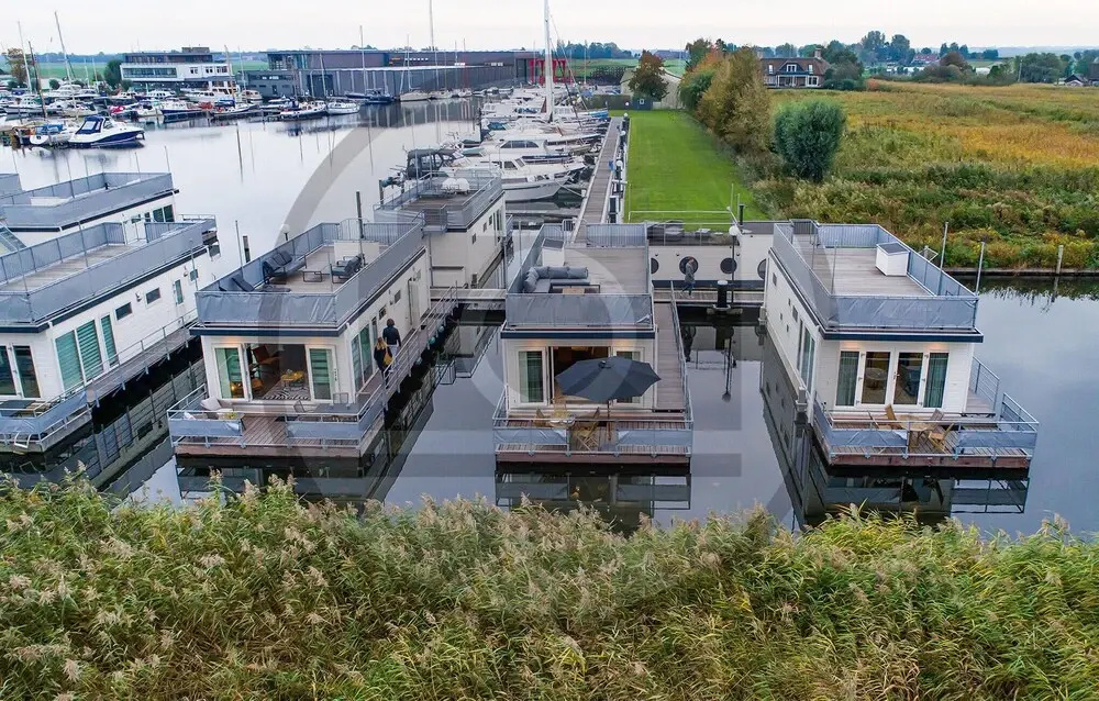 Awesome Ship/boat in Aalsmeer With 2 Bedrooms and Wifi