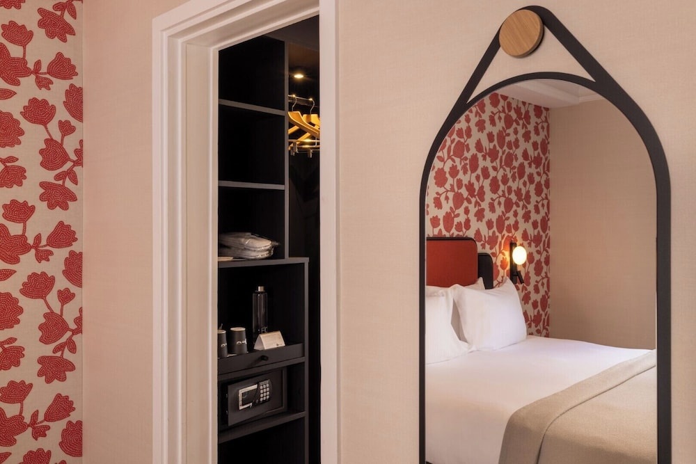Le 46 Hotel 73