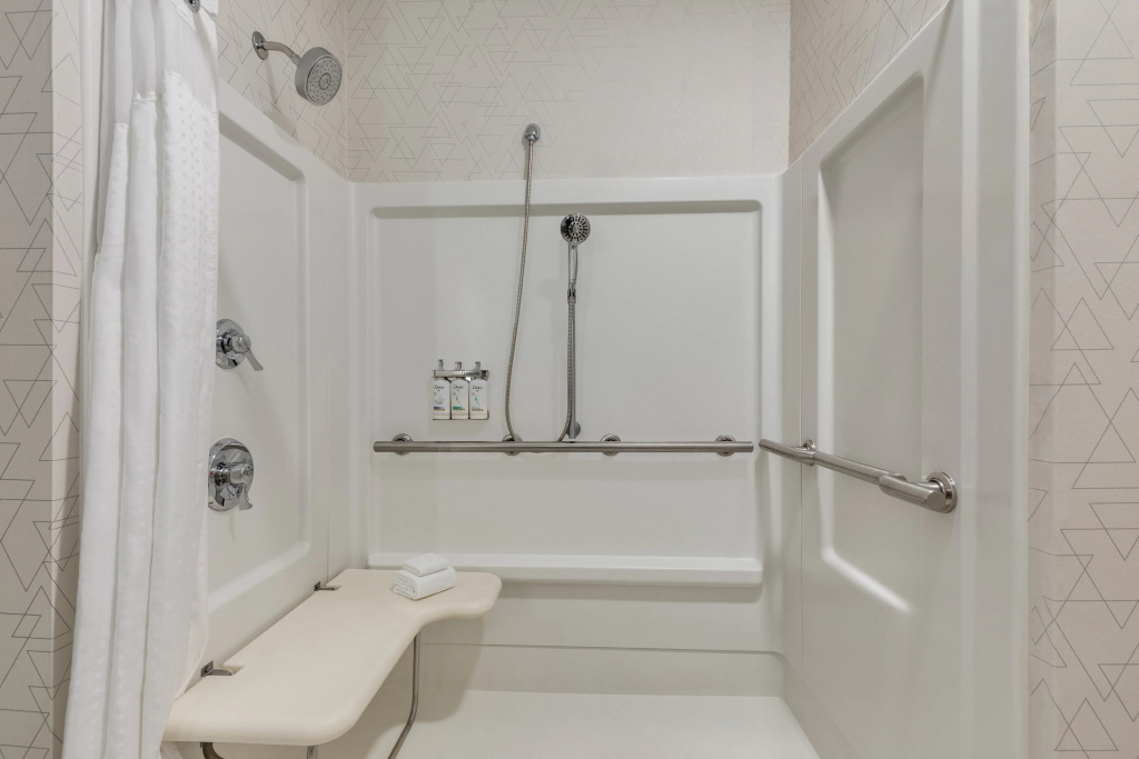 Holiday Inn Express Hotel & Suites NORTH FREMONT by IHG - Général