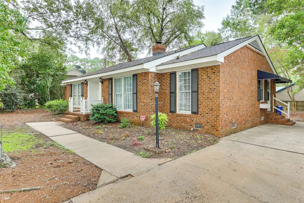 Comfort & Convenience! Home 3 Mi to Dtwn Wilson