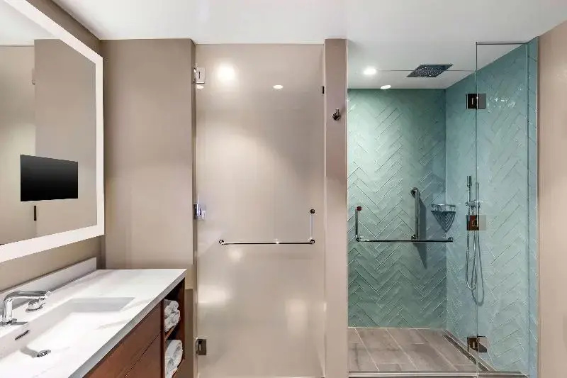 1 Bedroom Suite with balcony