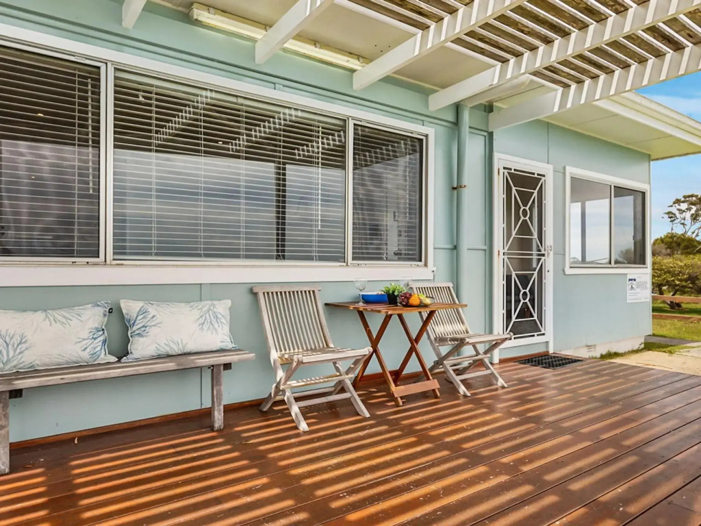 Ocean Blue Apartment Two - oceanfront apartment