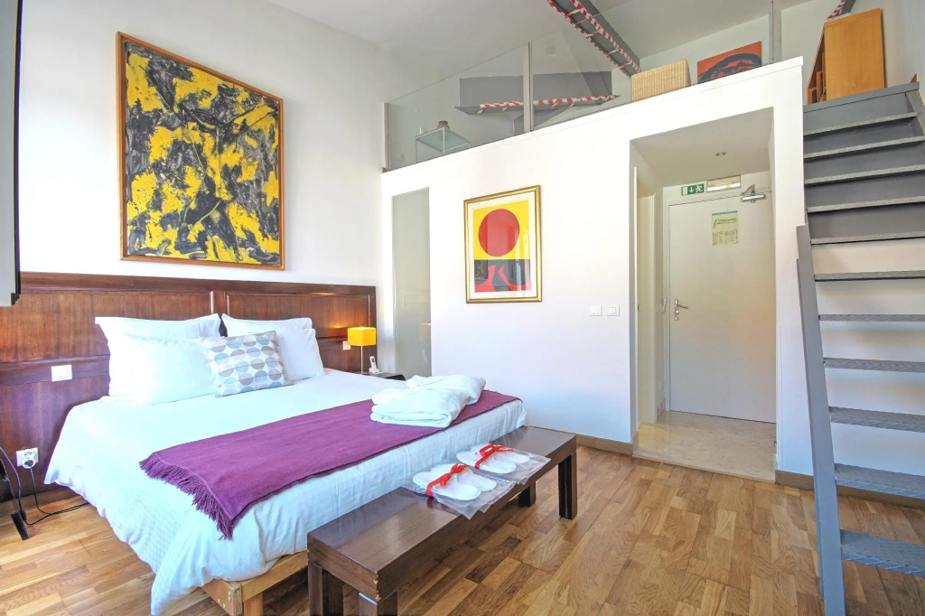 Standard room with river view