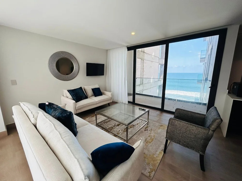 Grand Apartment