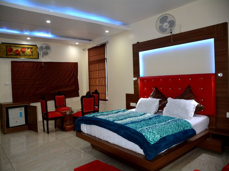 V Resorts Royal Palace Mcleodganj
