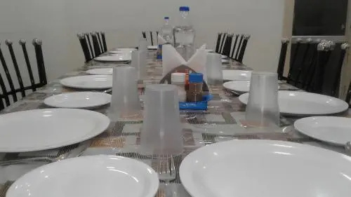 Food & Beverage
